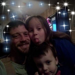 Meet your Posher, Derick